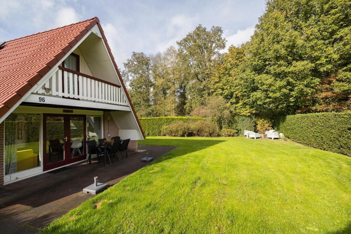 Kleine Zanglijster I Prachtig Huisje Nabij Bosrand Zwiggelte Ngoại thất bức ảnh